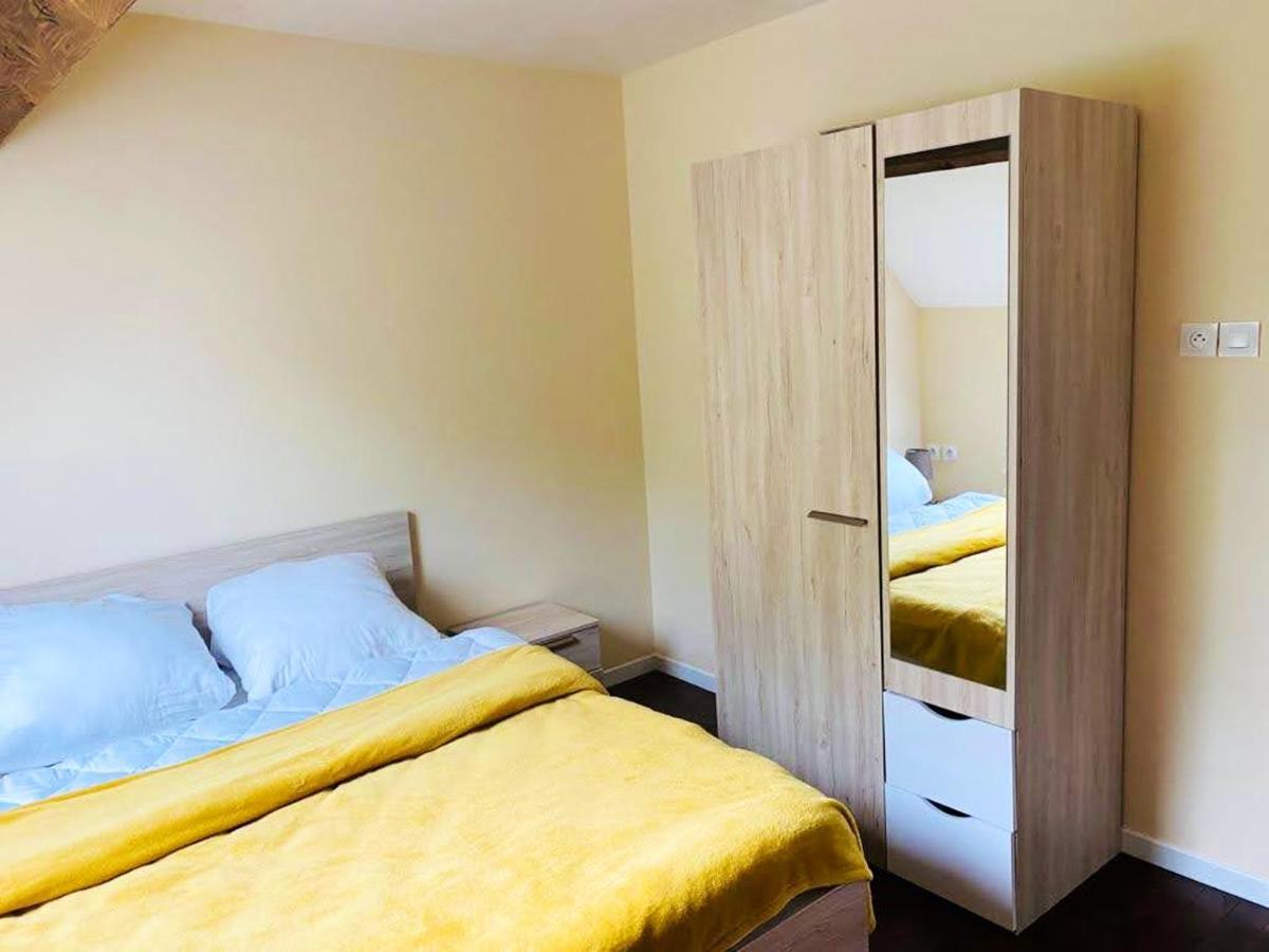 Appartement Charmant Orgnac-Sur-Vezere Avec Jardin Et Parking ภายนอก รูปภาพ